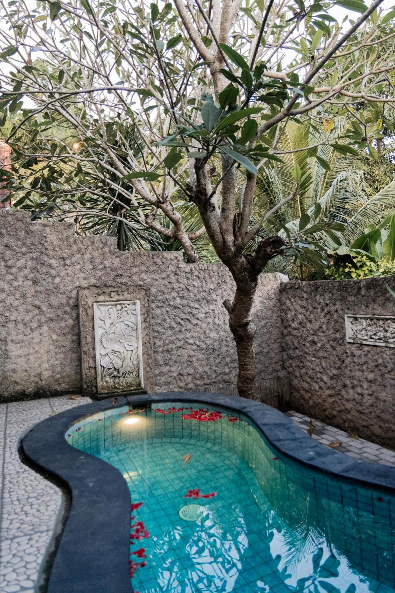 Kuta  Yoki'S Bungalow מראה חיצוני תמונה